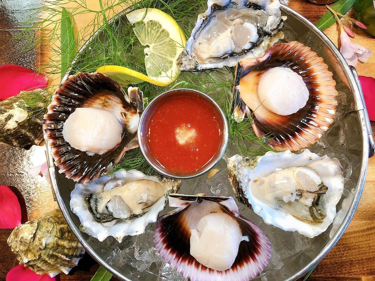 Legends Oysters Bar &amp; Grill