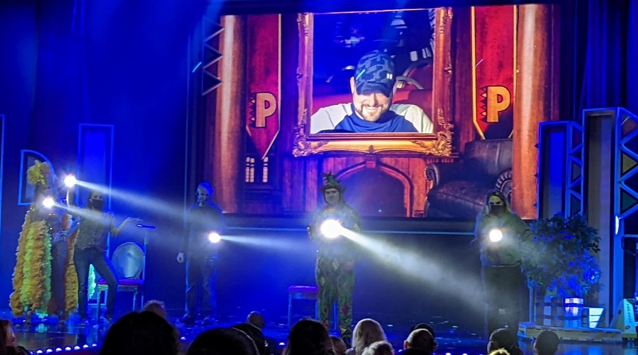 HEADLINER SHOWDOWN - Mat Franco vs. Piff the Magic Dragon