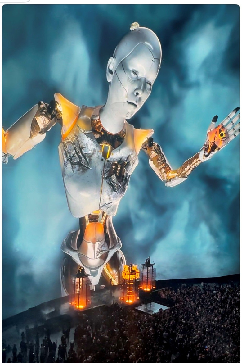 Track #1: Anyma @Sphere