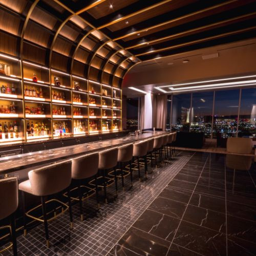 🍾 LEGACY CLUB ROOFTOP PARTY: SKYLINE VIEWS + GOLDEN-AGE GLAMOUR