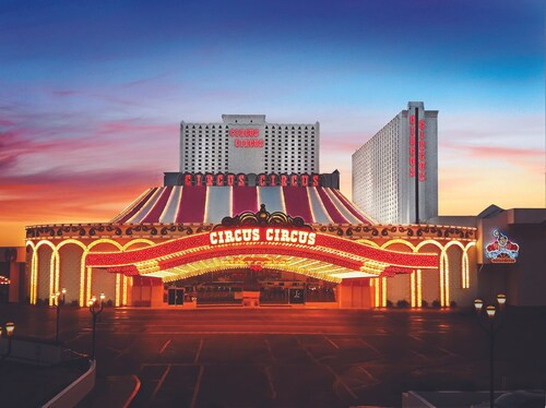 Circus Circus Is Bringing Bingo Back—And Honey, This Is the Vegas I Remember!