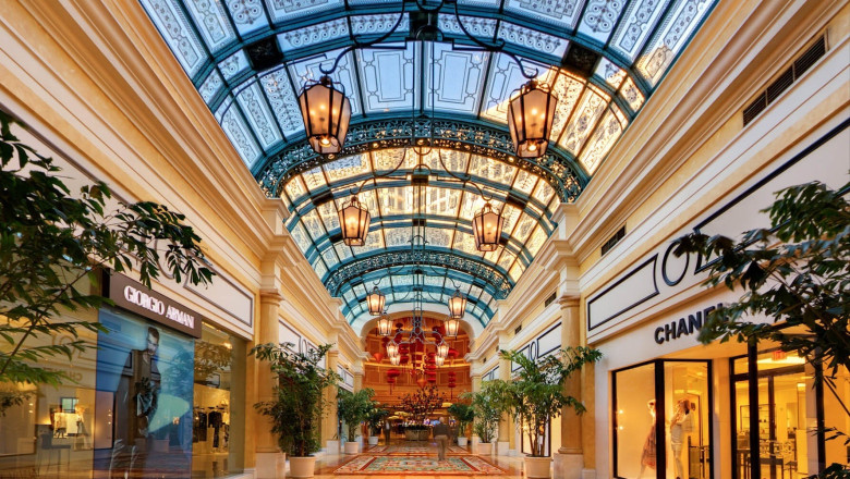 Five Incredible Shopping Spots on the Las Vegas Strip