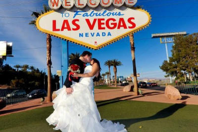 Best Hotels to Get Married at in Vegas