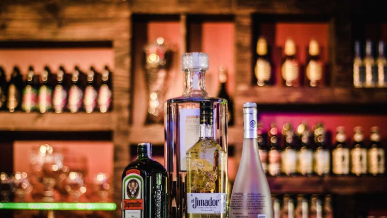 How to Get Free Drinks in Vegas 2020