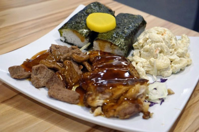 Top 5 Hawaiian Restaurants in Vegas