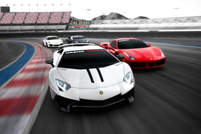 Where to Drive Race Cars in Las Vegas
