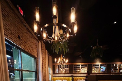 Las Vegas Mixtape v21: Late Night Dining Scene, Twang Heaven, and Dazzling Art