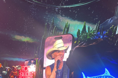 Las Vegas Mixtape v35: Country’s Sphere Takeover, Chinatown Tapas, and a Desert Oasis