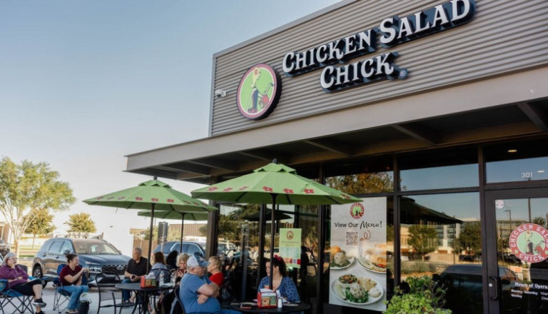 Chicken Salad Chick Brings Southern Comfort to Las Vegas Strip