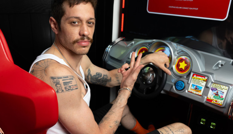 Pete Davidson Brings Stand-Up Comedy to Fontainebleau Las Vegas